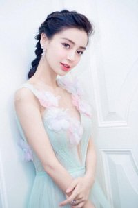 ​盘点“杨”姓女星，网友：娱乐圈里的杨门女将，你最钟意哪一位呢